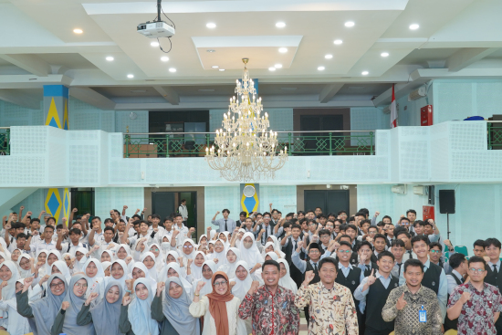 KUNJUNGAN KAMPUS SMA THURSINA INTERNATIONAL ISLAMIC BOARDING SCHOOL - MALANG DAN SMA MUJAHIDIN SURABAYA